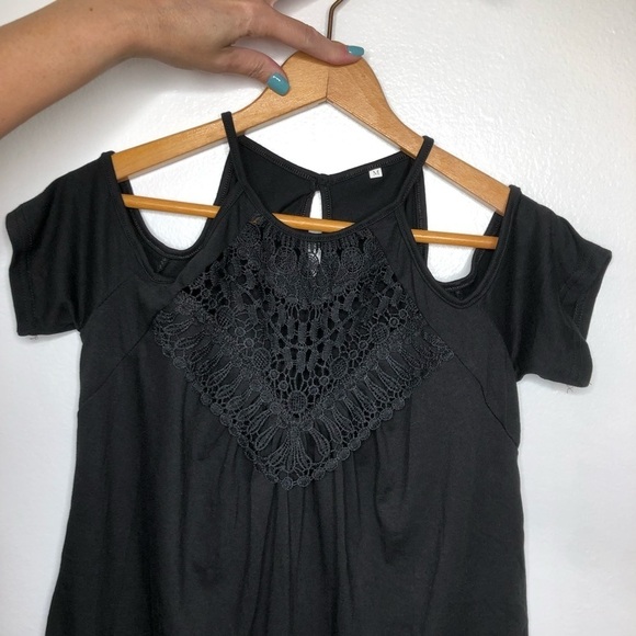 Black Cold Off Shoulder Lace‎ Detail Front Keyhole Detail Back Tunic Blouse SZ M - Picture 1 of 16